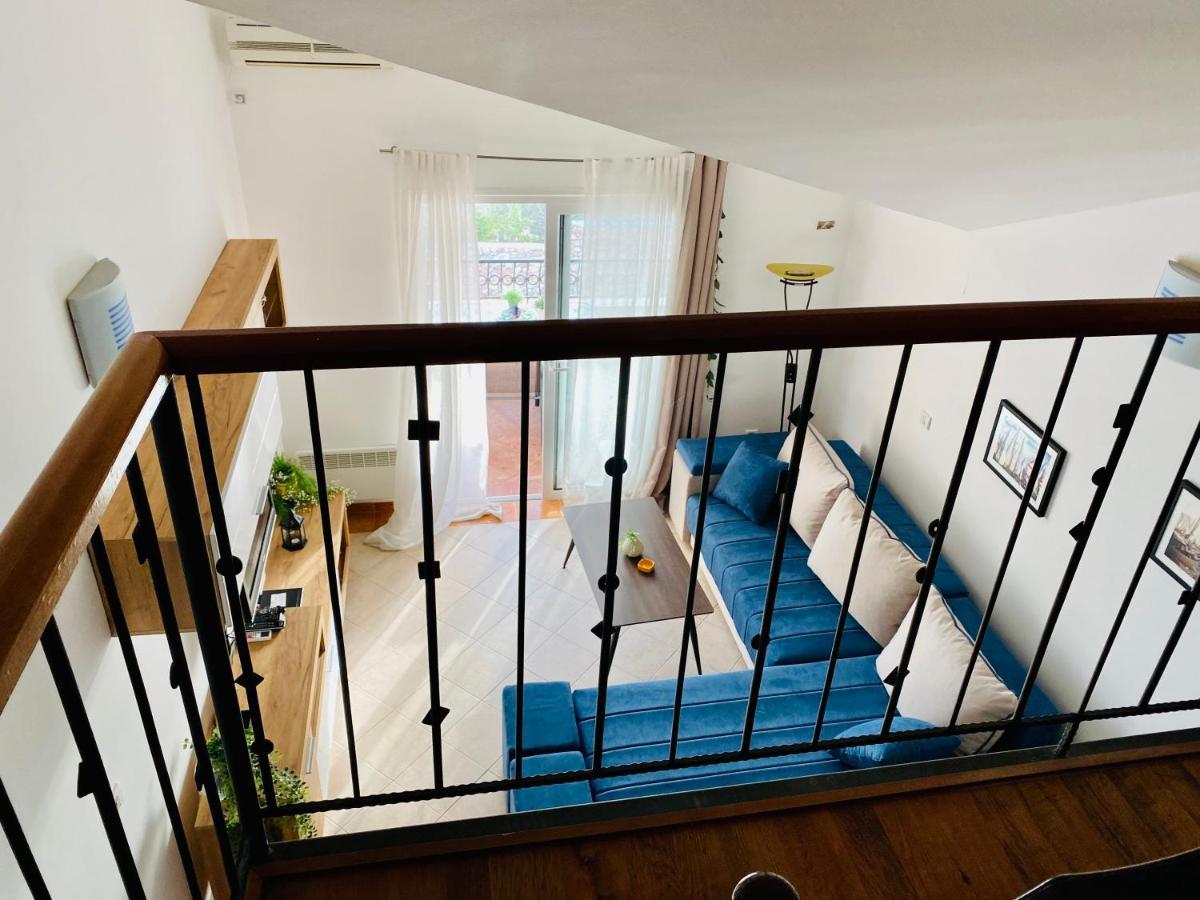 Apartment Blue สเวติ สเตฟาน ภายนอก รูปภาพ