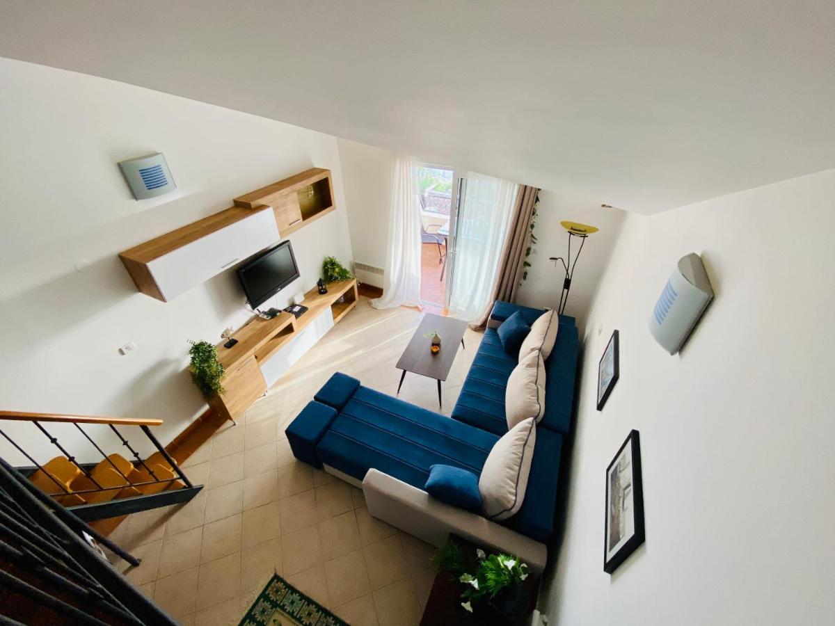Apartment Blue สเวติ สเตฟาน ภายนอก รูปภาพ